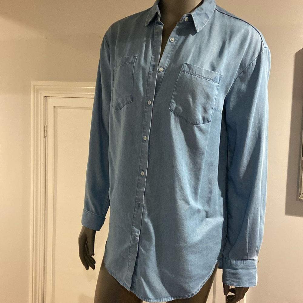 Long sleeve button front blouse. Collared, cuffs.From Stitchfix